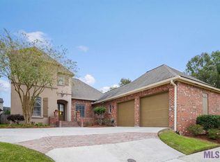 17611 Greens Ct, Baton Rouge, LA 70810
