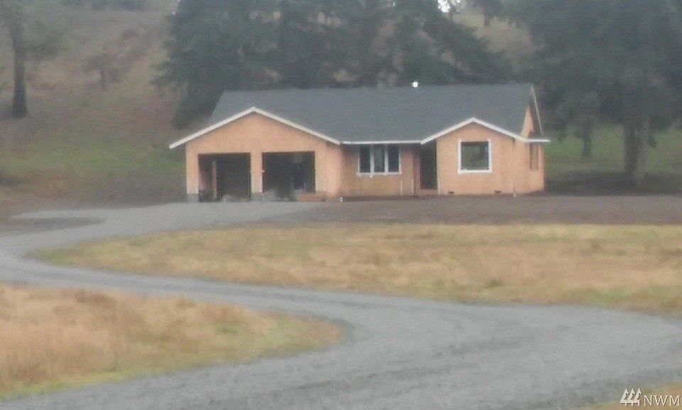 1st image of 606 288th St E