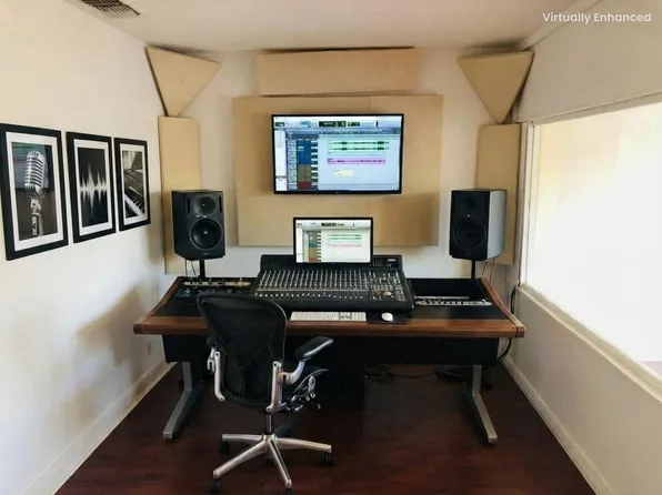 7261 Melrose Ave #1/2, Los Angeles, CA 90046