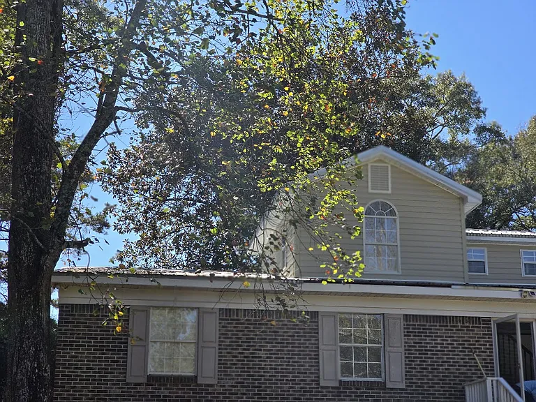 629 W Watson St — Photo 79