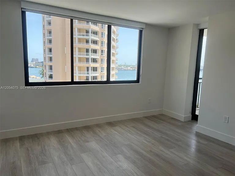 540 Brickell Key Dr #1022 — Photo 12