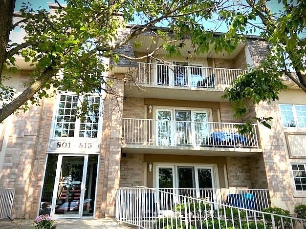 1st image of 811 Swan Dr Unit 3B