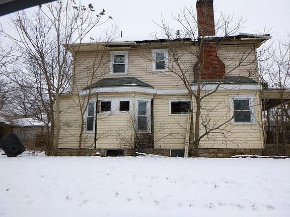 3rd image of 51 Mary Ave