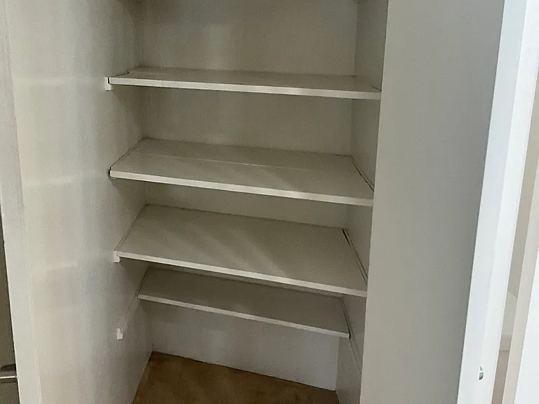 Richfield Park Apartments — Photo 9