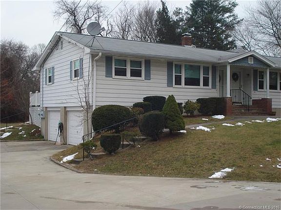 SIDE VIEW OF APT FROM STRET