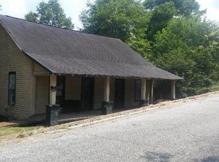 16 Lower St, Valley, AL 36854