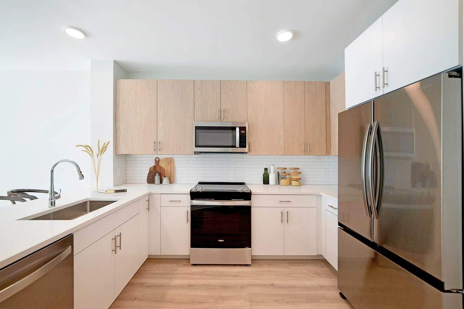 EDGE Apartments — Photo 3
