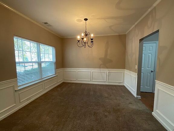 3rd image of 504 Quinn Dr