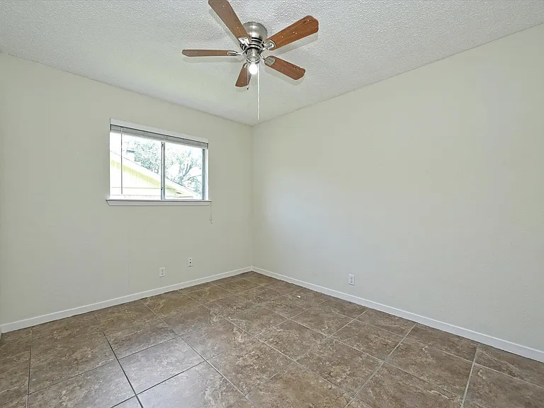 6509 Skycrest Dr — Photo 18