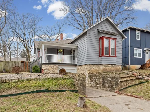 1434 6th Ave, Leavenworth, KS 66048