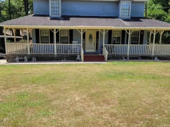 3317 Virginia Dr, Bessemer, AL 35023