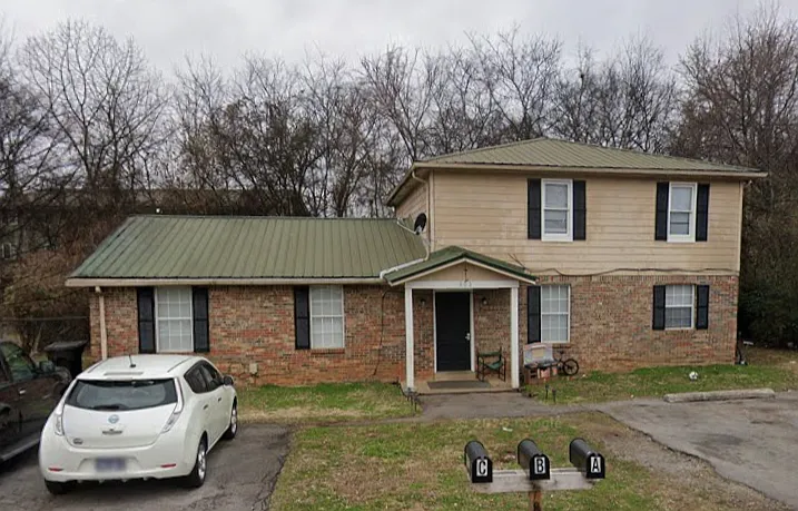 2 bed, 650 sqft, $1,200 — Photo 1