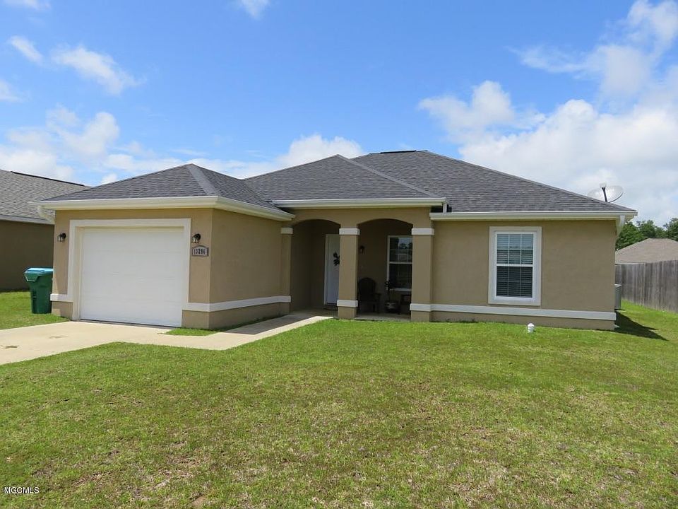 1st image of 13296 Wisteria Dr
