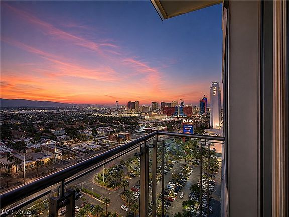 5th image of 4381 W Flamingo Rd #1901