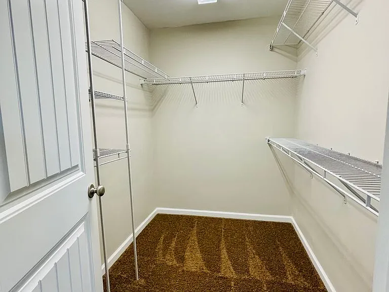 1404 Abberbury Dr — Photo 16