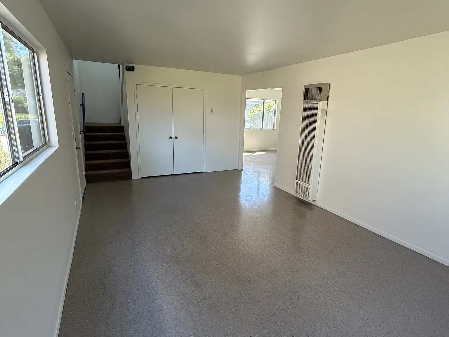 3 bed, 2.5 bath, $3,300 — Photo 4