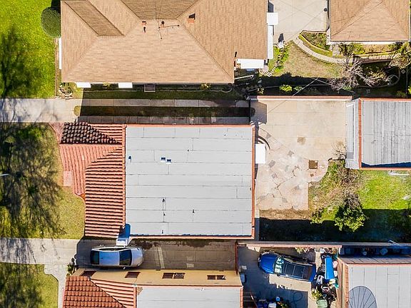 4th image of 1608 La Golondrina Ave