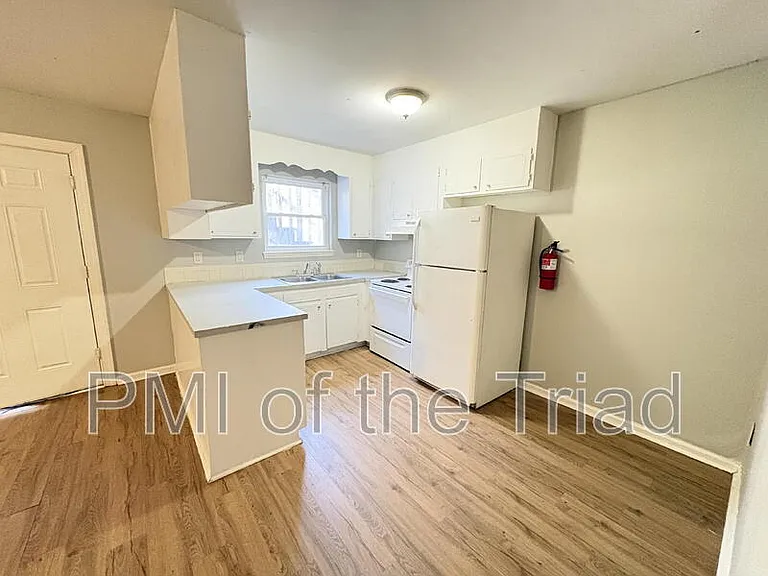 1600 Oak Croft Ct #D — Photo 18