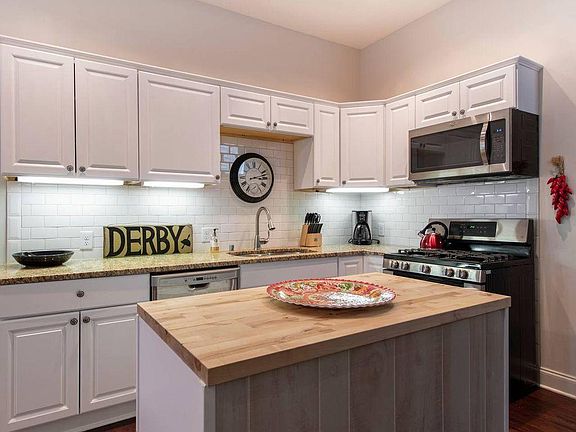 Fully stocked kitchen