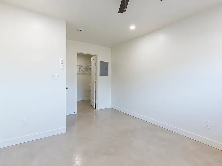 1423 N Venice Ave #K — Photo 18