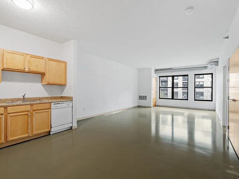 St Anthony Mills Apartments — Photo 22