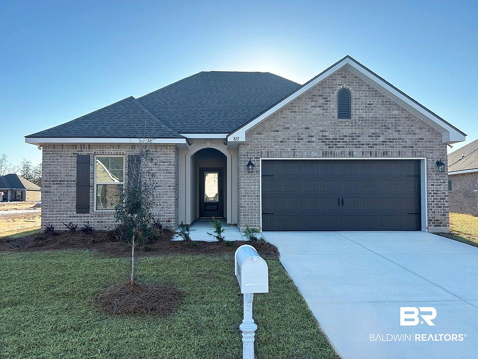 1st image of 813 Sumter Loop