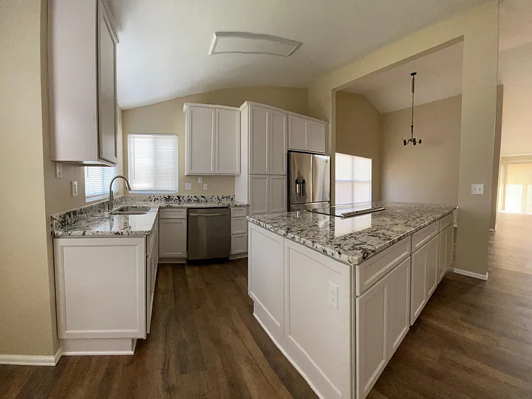 4125 Daylilly Dr — Photo 5