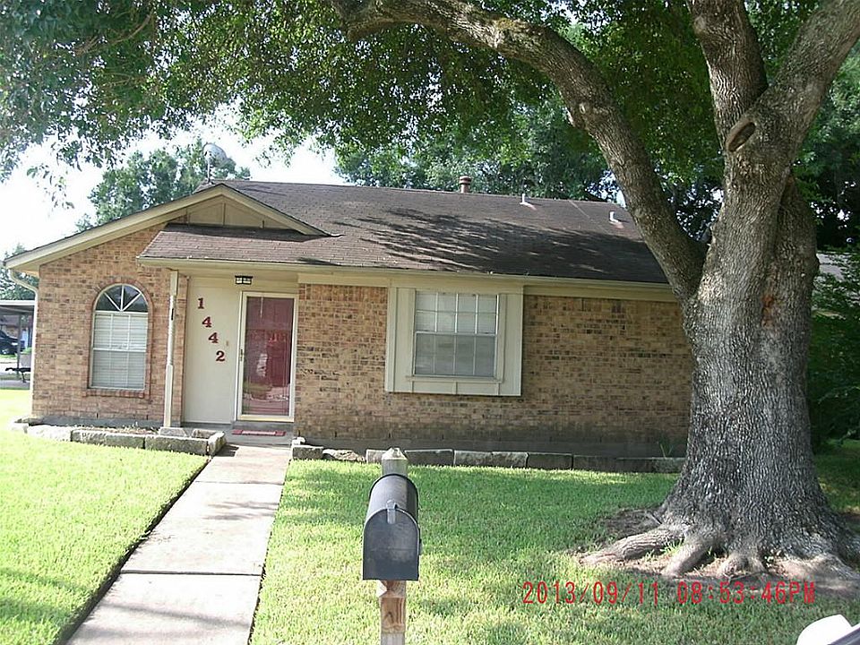 1st image of 1442 S Circle Park St