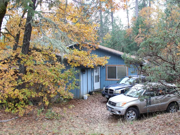 9615 Holland Loop Rd, Cave Junction, OR 97523