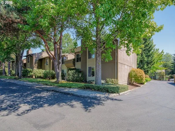 650 SW Meadow Dr APT 104, Beaverton, OR 97006