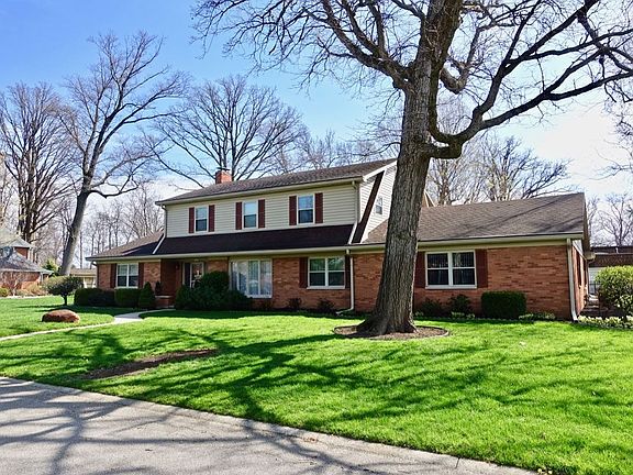 2nd image of 3400 N Vienna Woods Dr