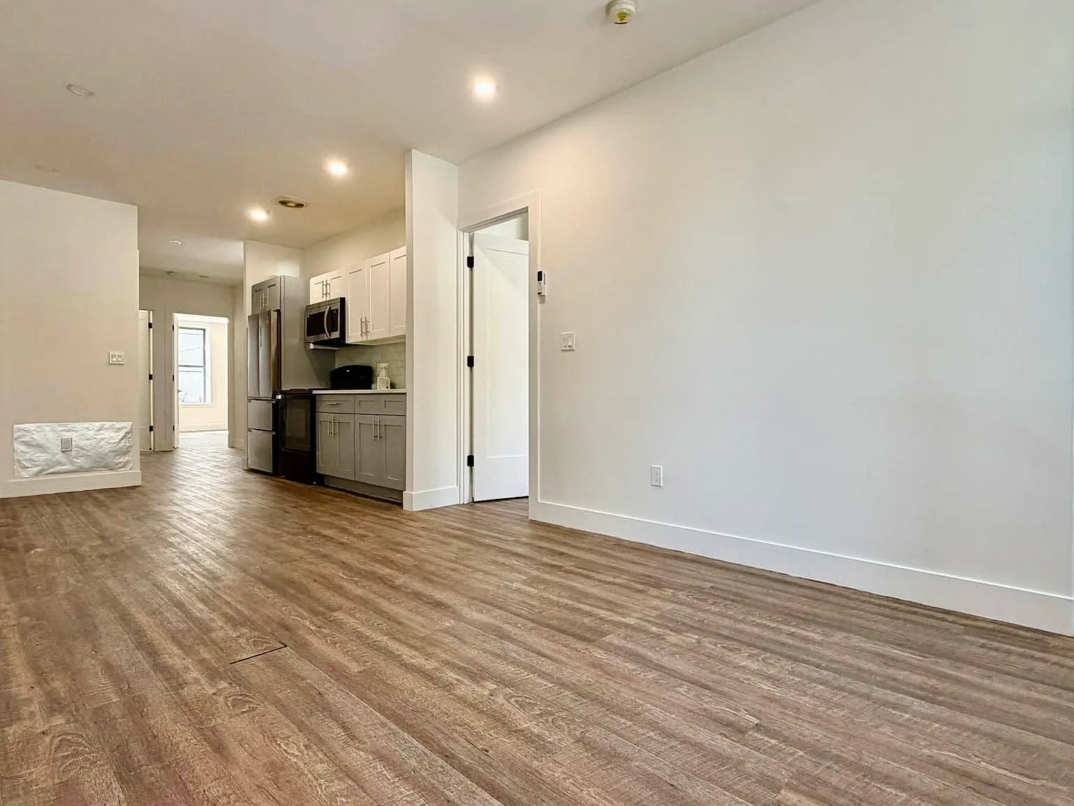 1608 Pitkin Avenue — Photo 3