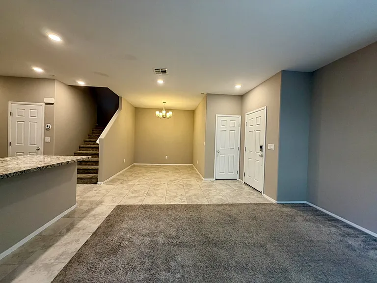 4536 Lafontaine Ct #1080 — Photo 9