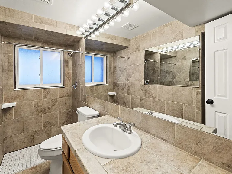 304 Cielo Vista St — Photo 27