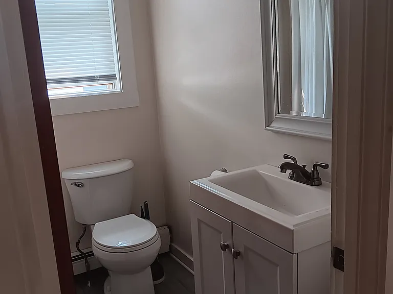 6 Drew St #2 — Photo 4