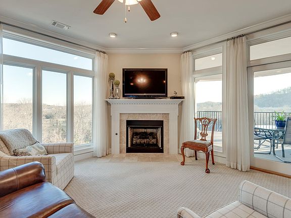 4th image of 400 Warioto Way APT 509