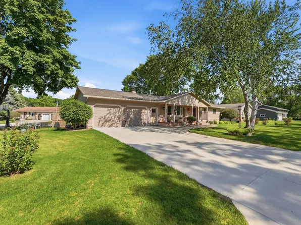 1709 6th St SW, Willmar, MN 56201