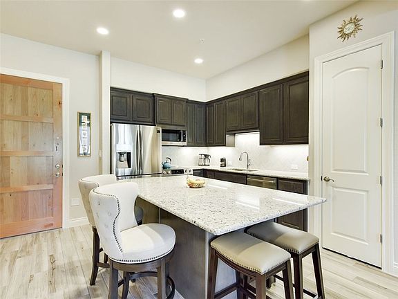 4th image of 104 Bella Toscana Ave APT 2103