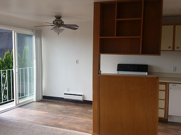 5th image of 2515 14th Ave W APT 26