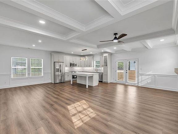 5th image of 626 30th St