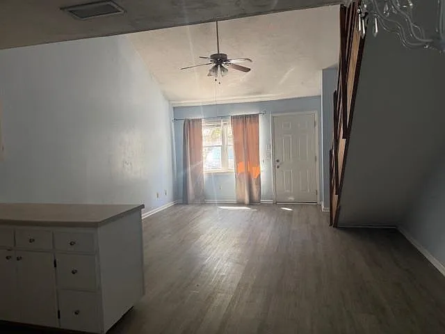 2100 Continental Ave #16 — Photo 6