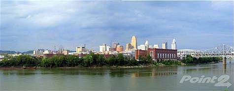 You can't get a better view of the river and Cincinnati! View encompasses from Union Terminal to New