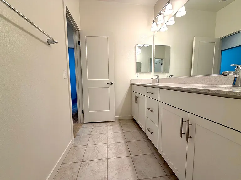 201 Red Brick Dr #2 — Photo 24