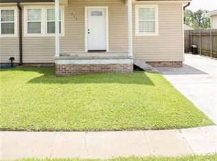 615 Community St, Arabi, LA 70032