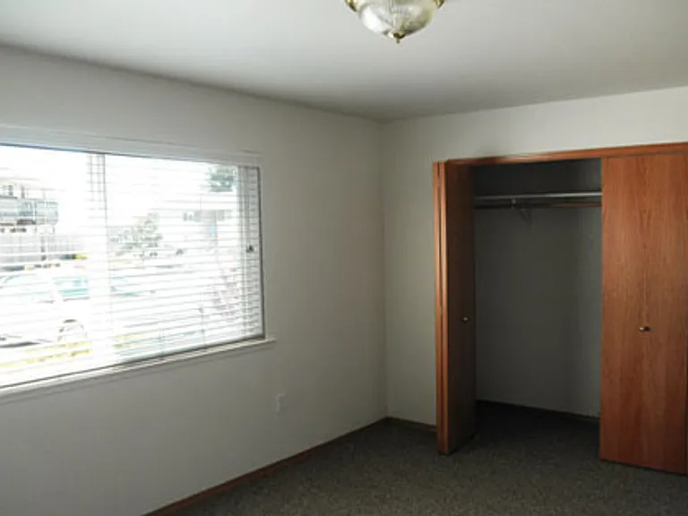 2345 Bates Ln #1-4 — Photo 12