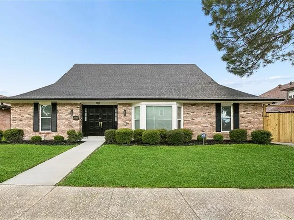 7130 Neptune Ct, New Orleans, LA 70126