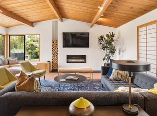 465 Glencrest Dr, Solana Beach, CA 92075