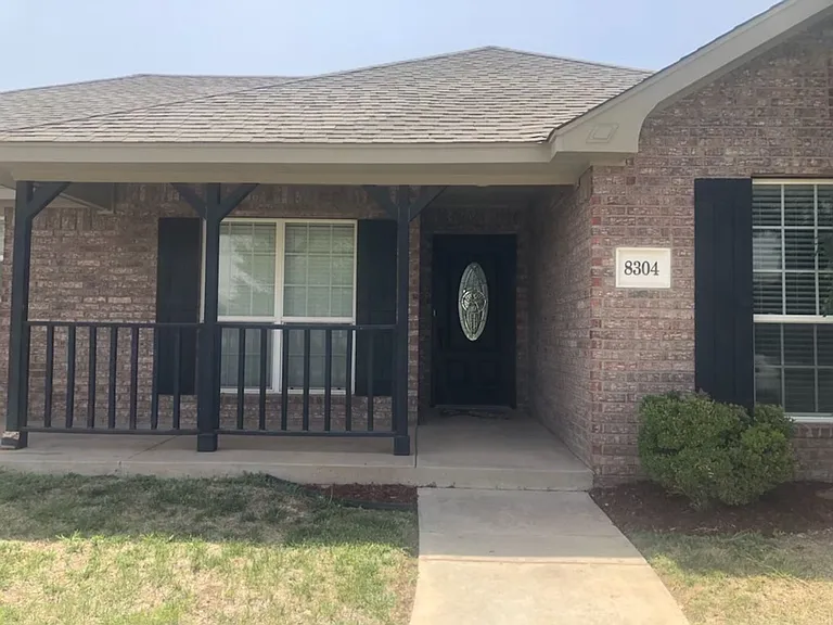 8304 Littlerock Dr — Photo 2
