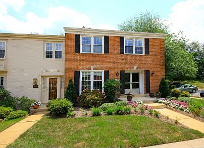 3rd image of 2083 Hopewood Dr