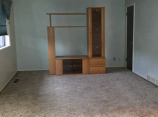 1418 N Circle Dr, Colorado Springs, CO 80909